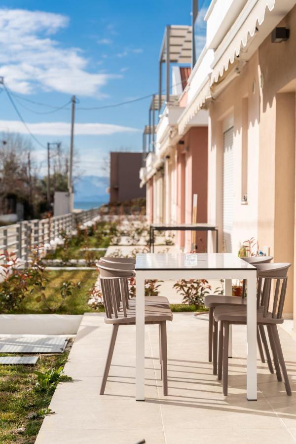 Apartamento Dionysos Residential Complex Ofrínion Exterior foto