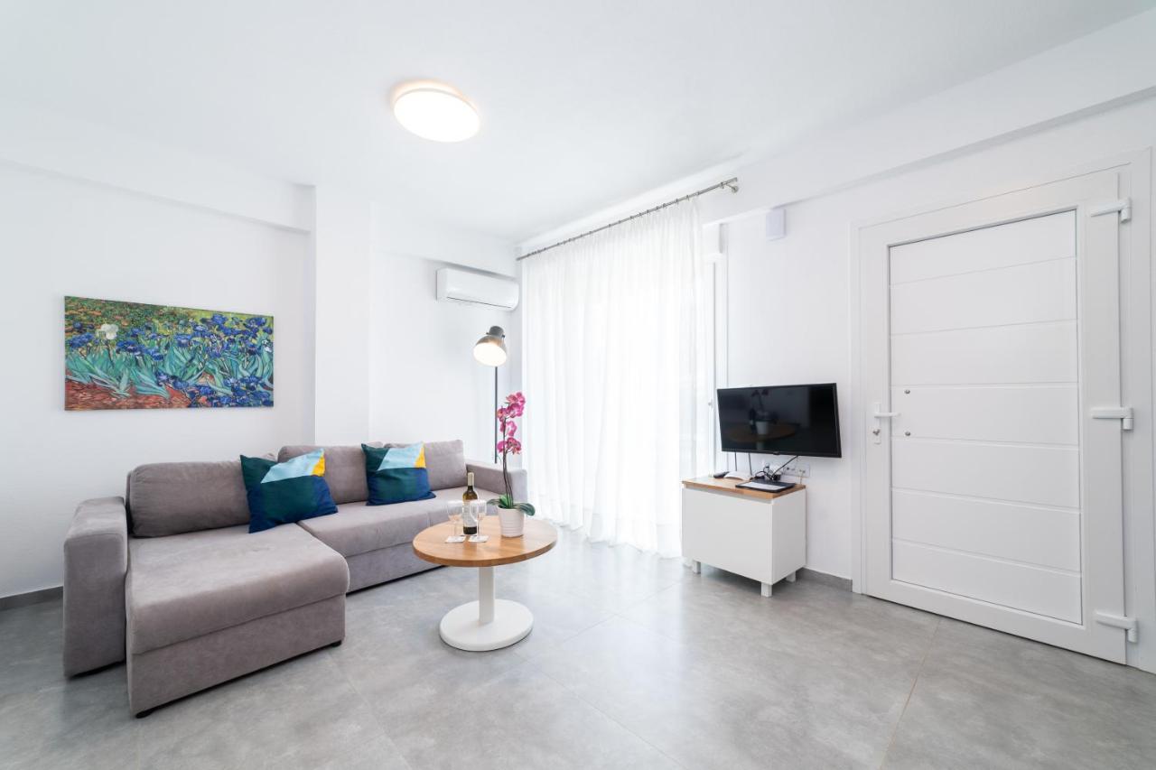 Apartamento Dionysos Residential Complex Ofrínion Exterior foto