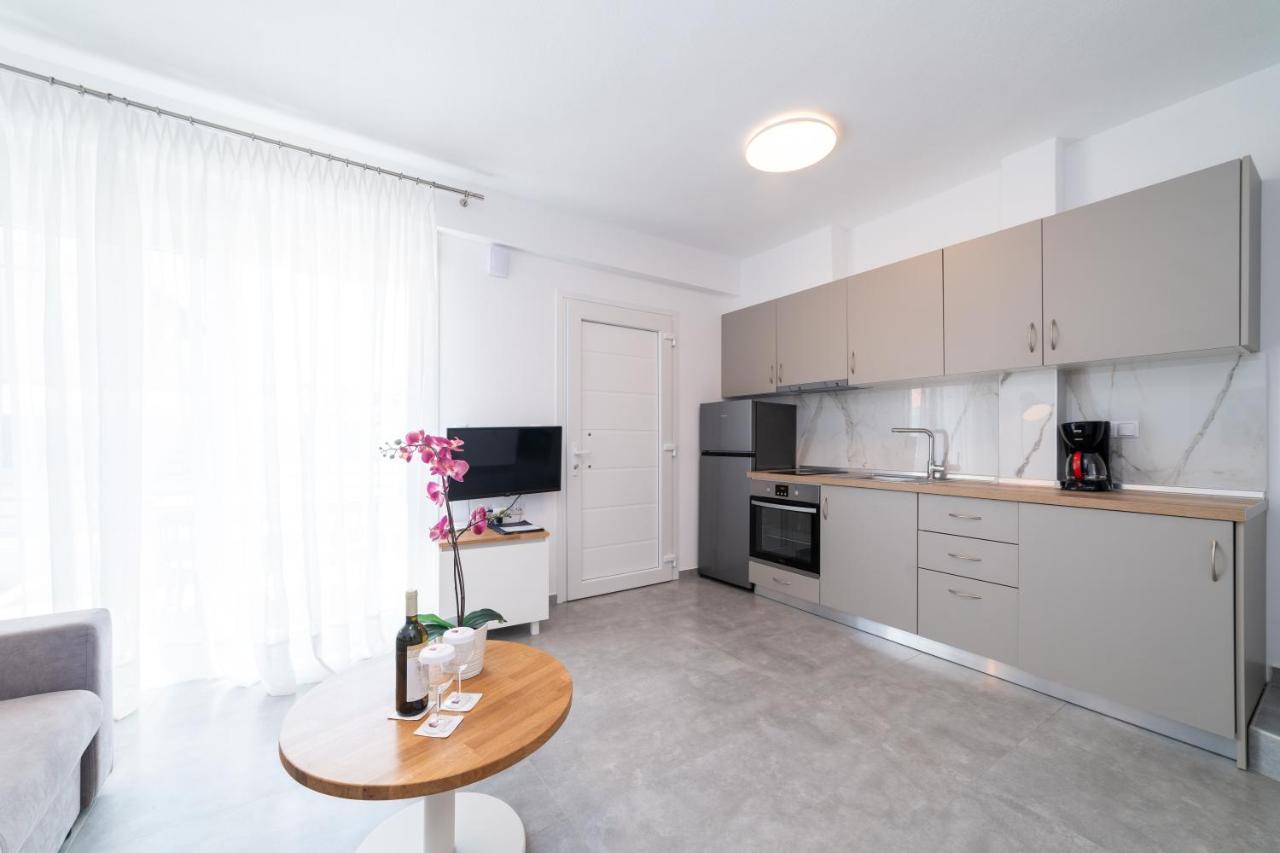 Apartamento Dionysos Residential Complex Ofrínion Exterior foto